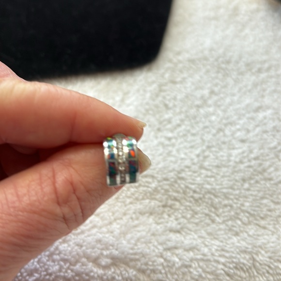 Silver with lab created opals and clear stones. - Picture 4 of 4